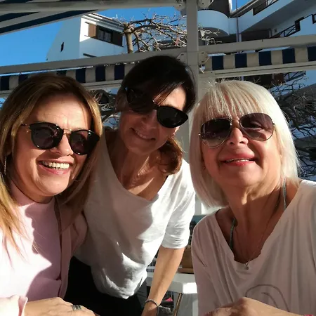 Giusy Couette-café Marina Di Carrara