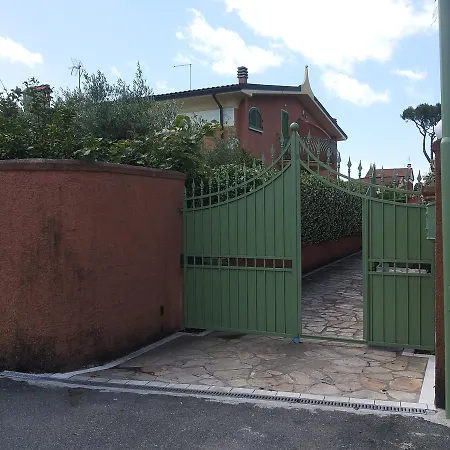 Giusy Bed & Breakfast Marina Di Carrara